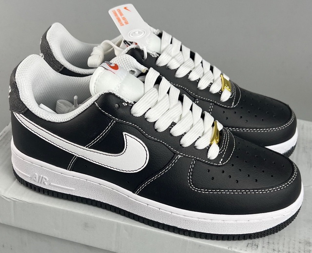 Women Air Force 1 071